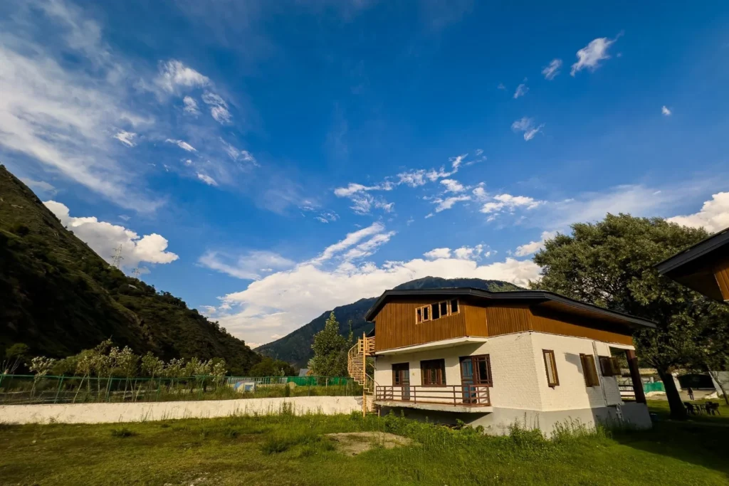 Sara Sitara Homestay Surfraw Ganderbal Kashmir